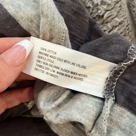 Women’s Tunic - Picture 5 of 5